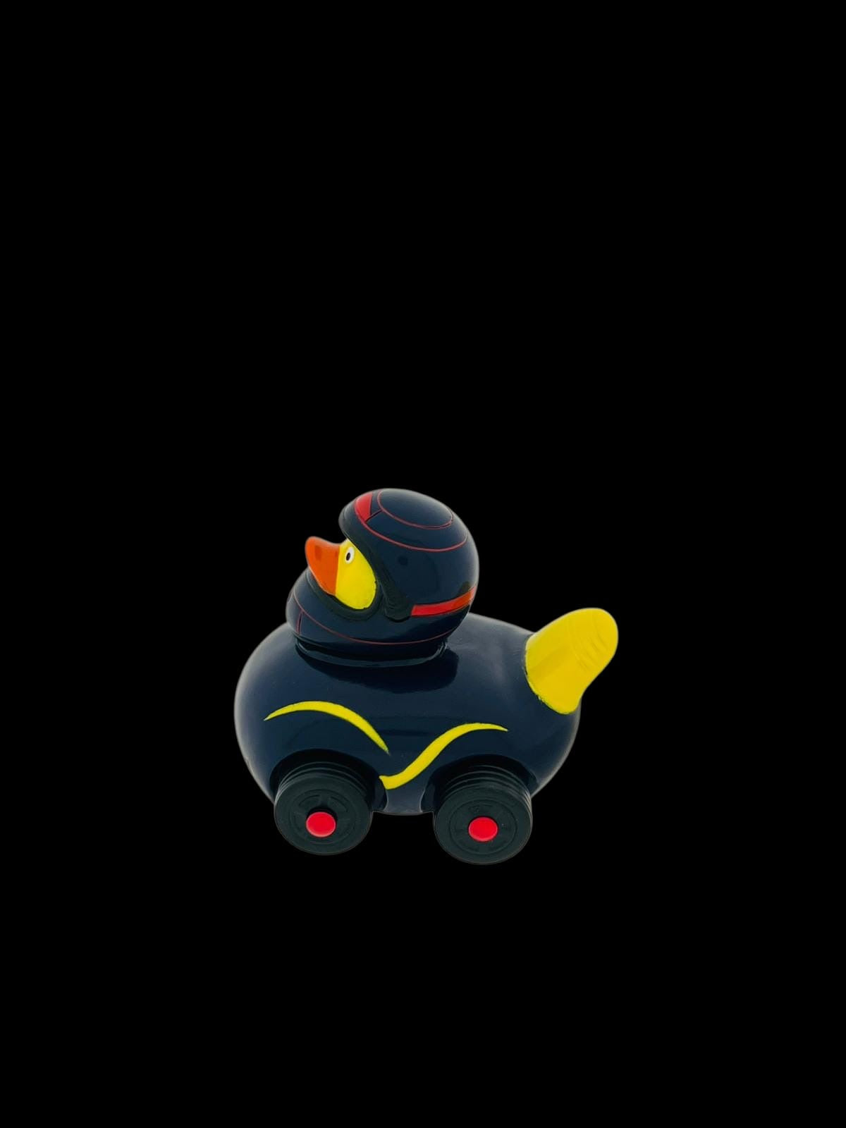 Ducks on wheels moving wheels blue